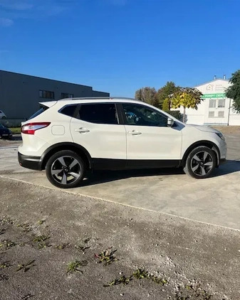 Nissan Qashqai cena 50700 przebieg: 210000, rok produkcji 2015 z Tychy małe 497